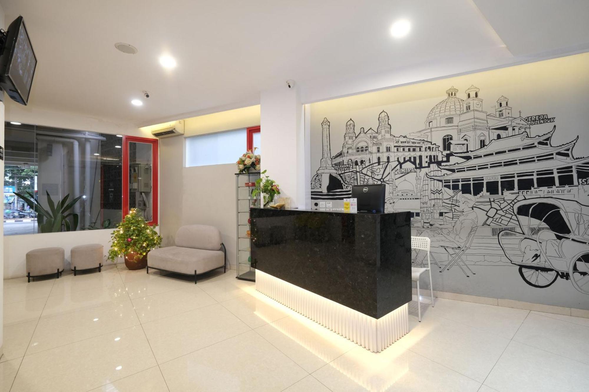 S101 Hotels Semarang Buitenkant foto