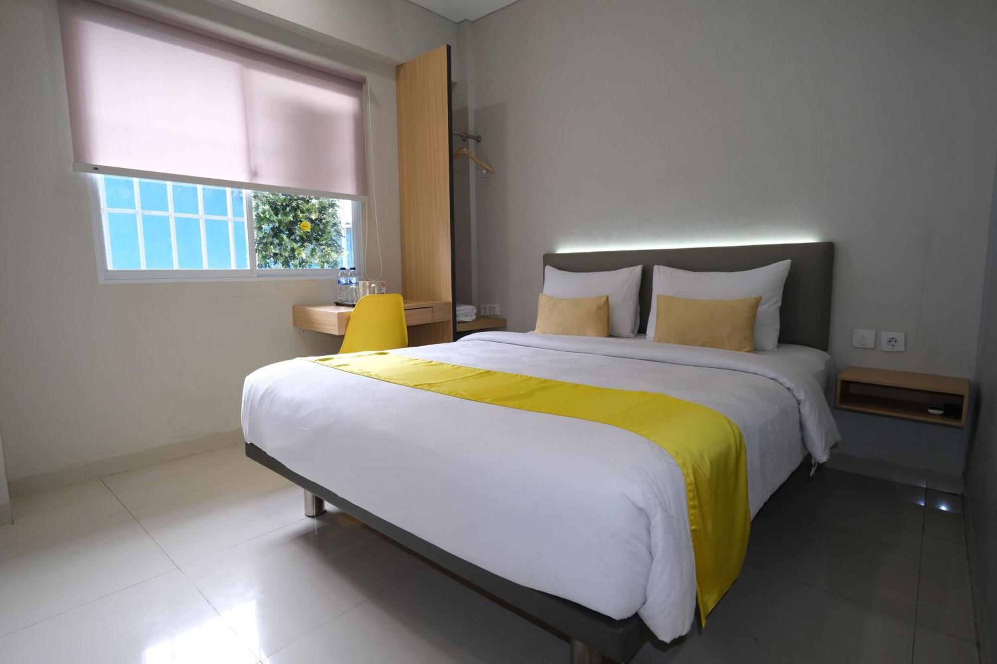 S101 Hotels Semarang Buitenkant foto